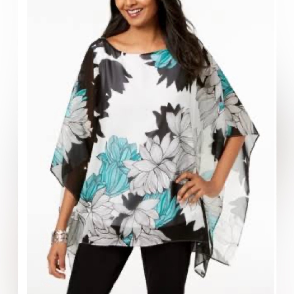 JM petite medium poncho style JM collection